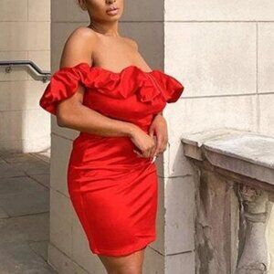Stunning off the shoulder red mini bodycon Dress Chic classy event red carpet